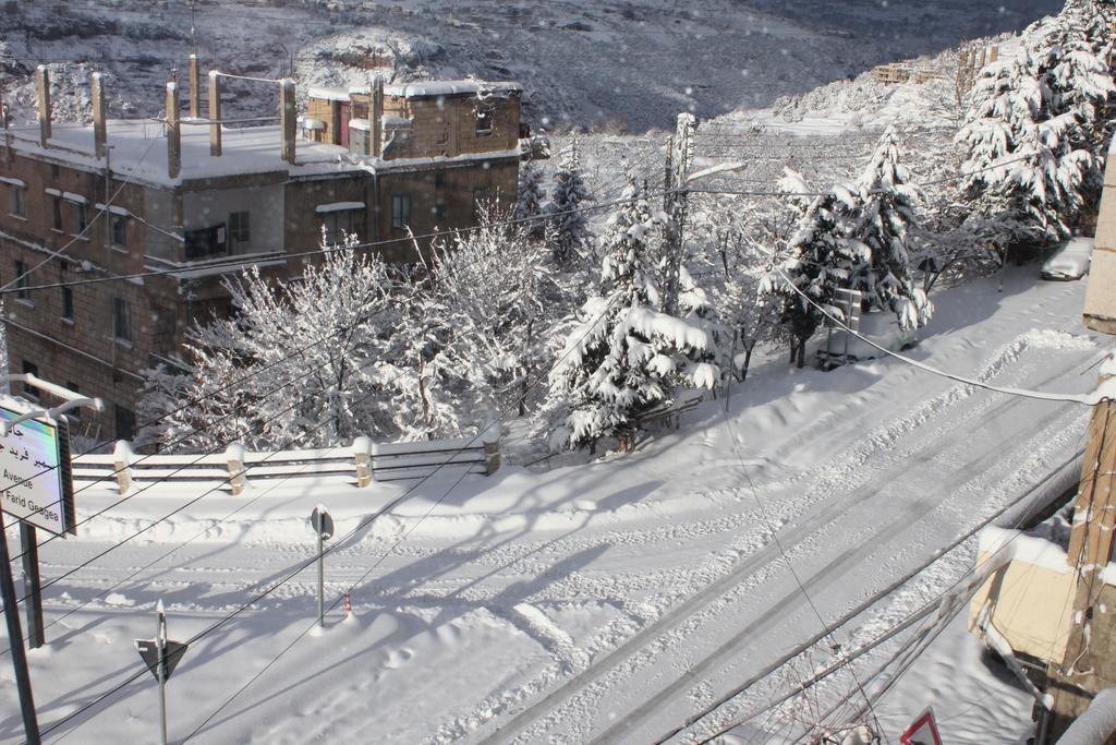 Bcharré Bauhaus Chalets Apartment מראה חיצוני תמונה